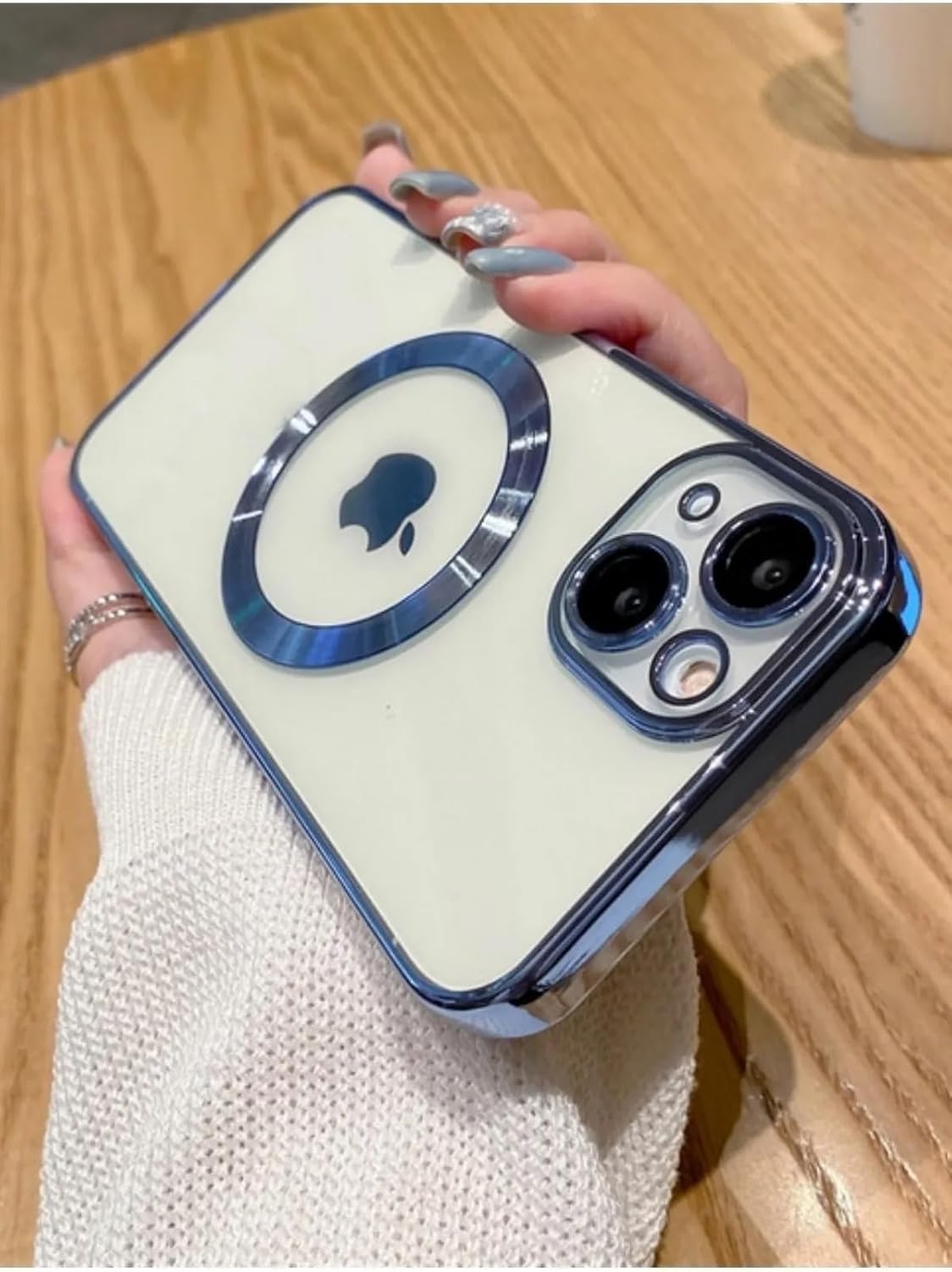 13 ile Uyumlu Laser Şeffaf Parlak Arka Yüzey Ve Logo Detaylı Kenarları Silikon Yapıya Sahip Lens Koruyuculu Kılıf (Mavi)