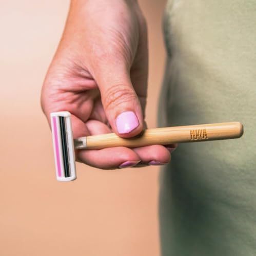 bambu saplı beyaz iki bıçaklı traş bıçağı, (bir paket dört adet)