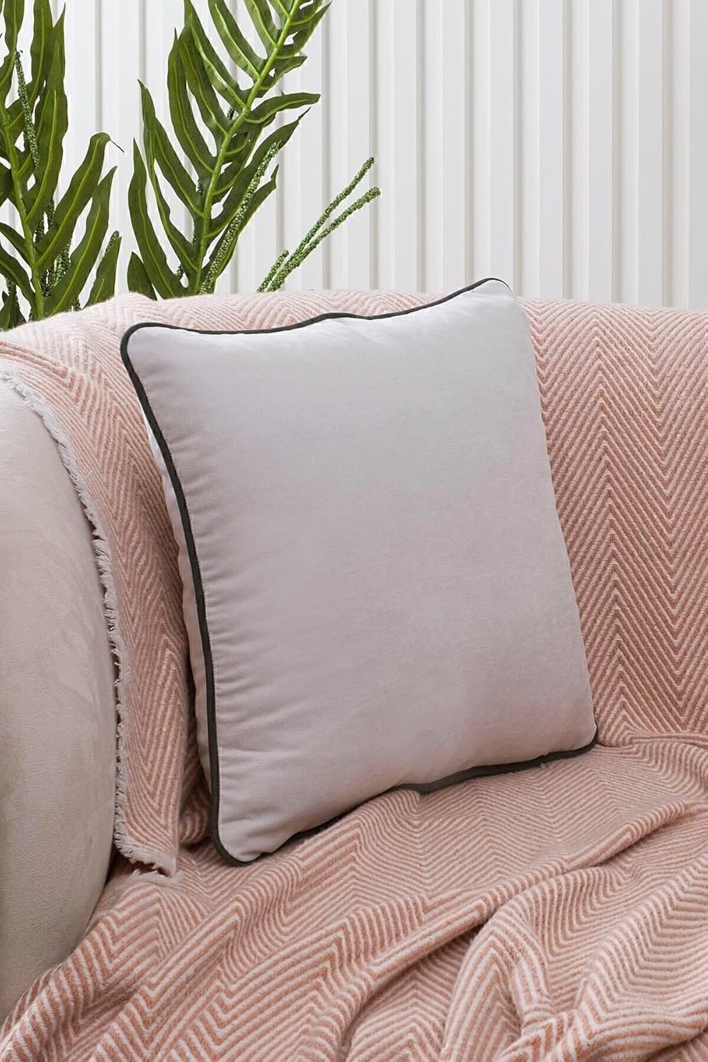 Renk Seçenekli Yeşil Biyeli Açık Gri Kırlent Kılıfı Dekoratif Düz Sade Panoroma Panbiy Gri Yeşil 45X45