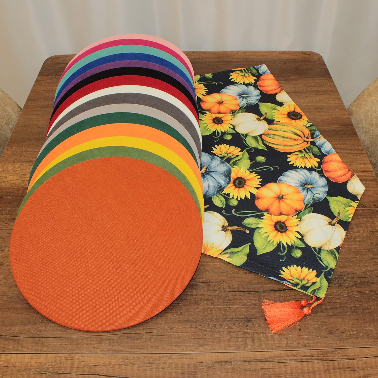 Bal Kabağı Desenli Siyah Arka Plan Dijital Baskılı Runner Amerikan Servis 40x150 cm